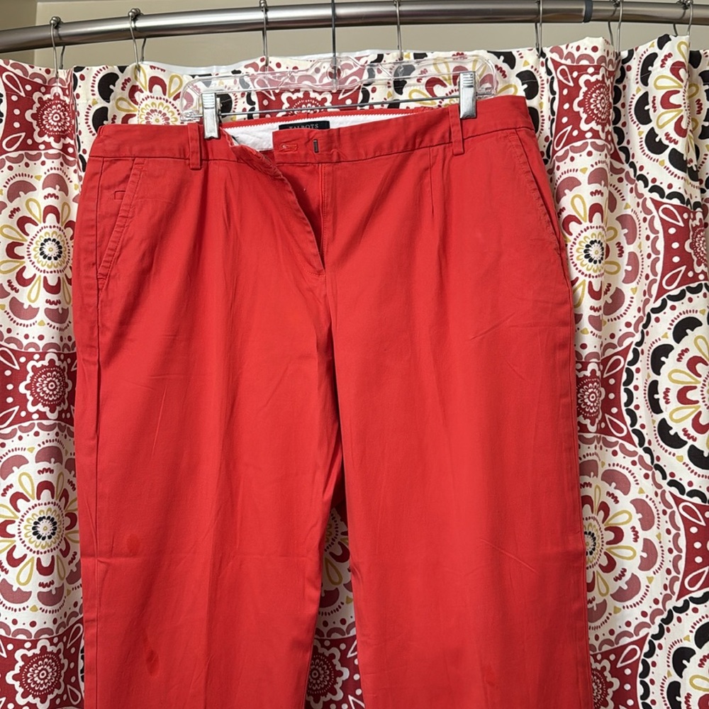 Talbots women 18W    REDISH - ORANGE COLOR  khaki style capri pants